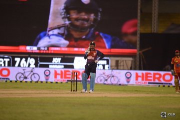 CCL 5 Telugu Warriors vs Bengal Tigers Match Photos